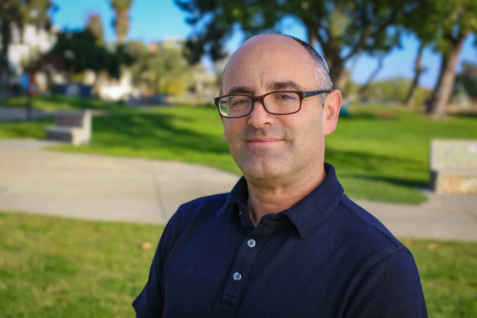 Phil Zuckerman outdoors at Pitzer College
